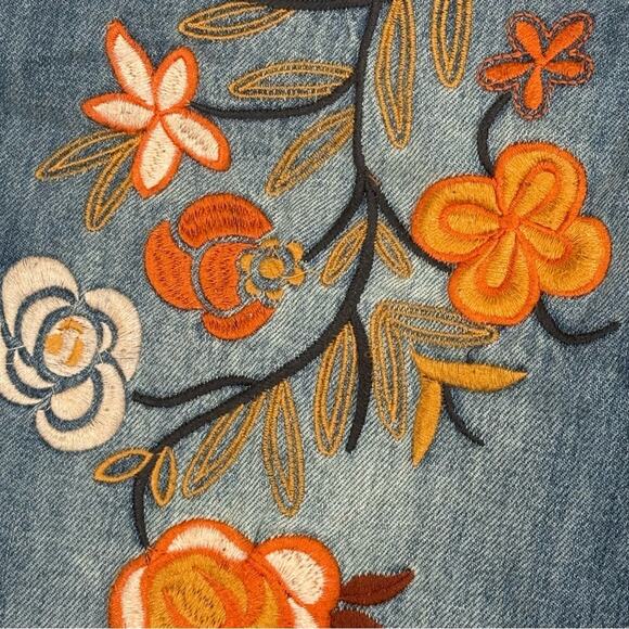 NWT Sandrine Rose Embroidered Rose Denim, Sz 27 - Picture 3 of 8